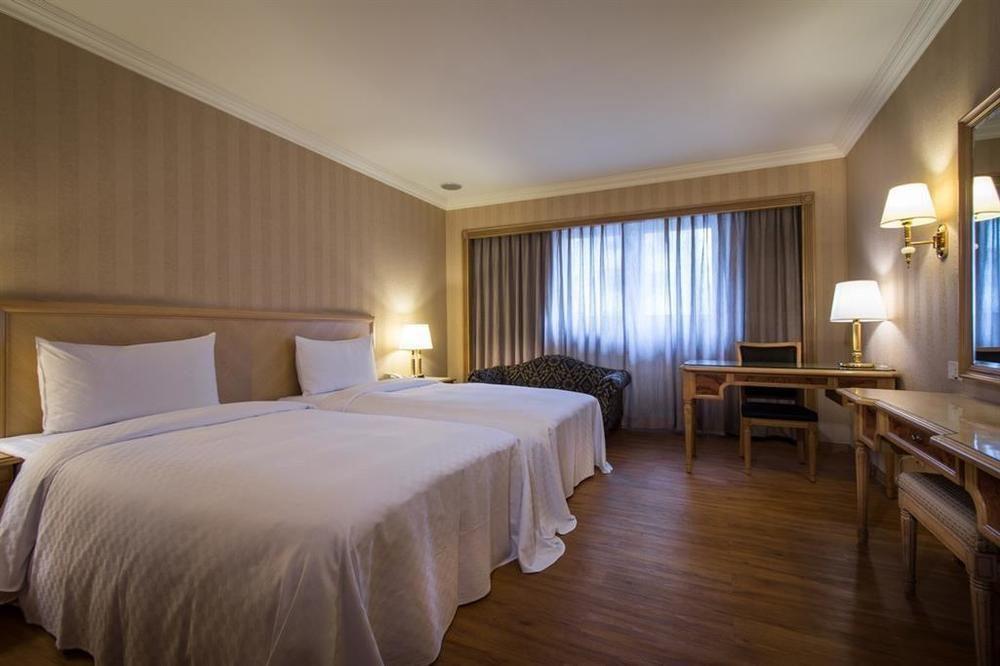 Green World Triple Beds Taipei Extérieur photo