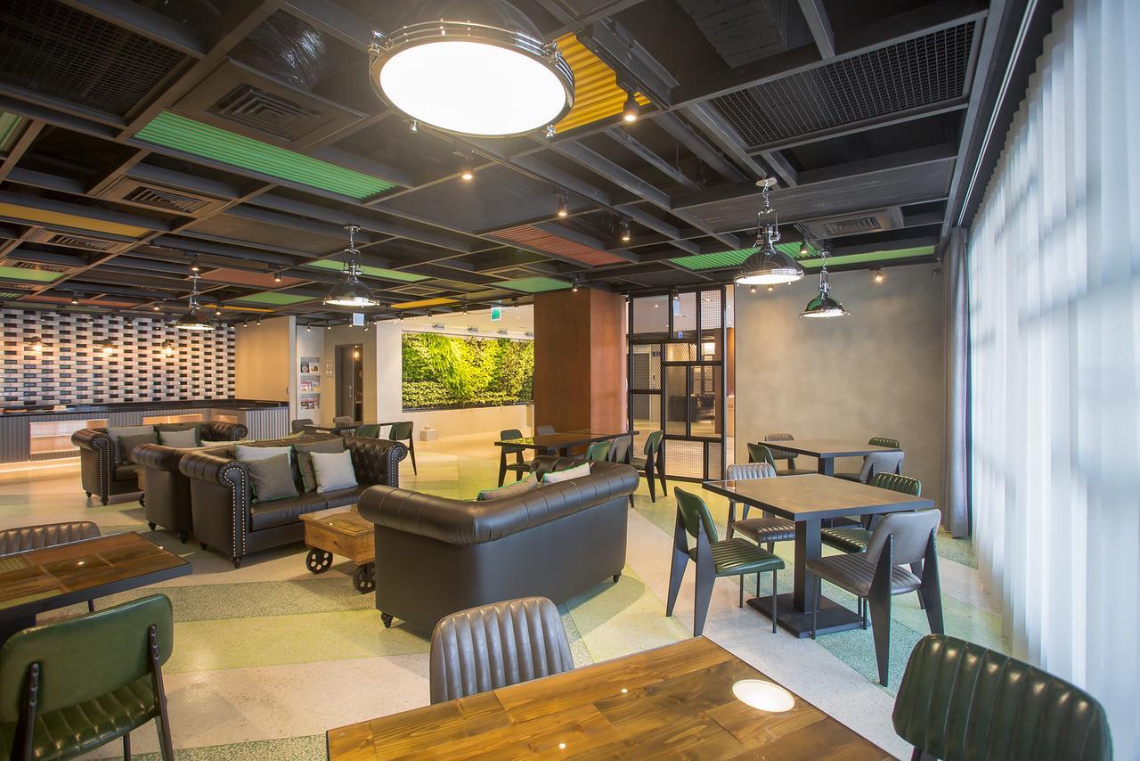 Green World Triple Beds Taipei Extérieur photo